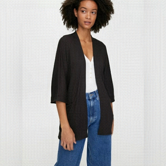 Aritzia Sweaters - WILFRED Free Aritzia  
Zlata Sweater